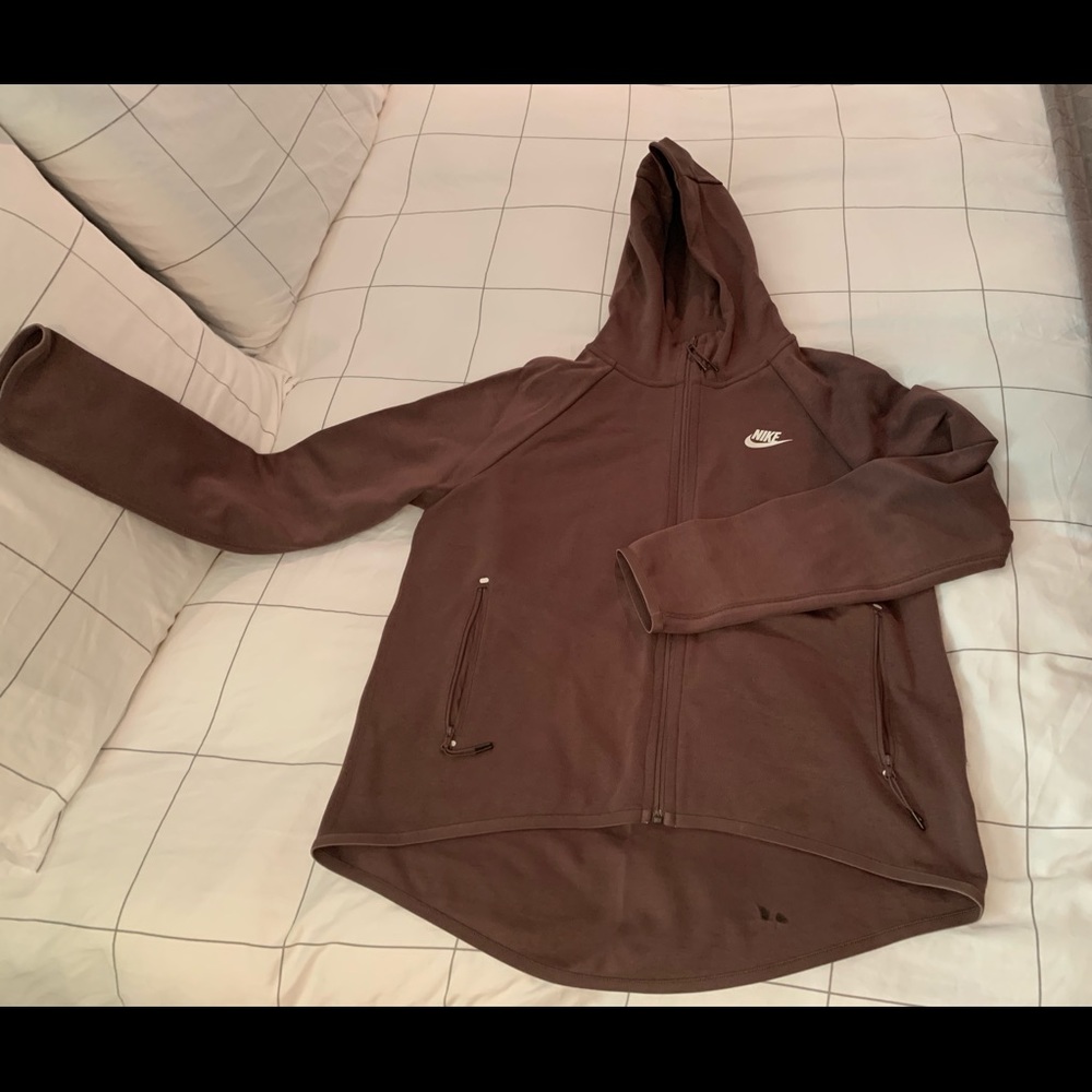 Nike Women’s Tech Fleece Cape Jacket -Plum Eclipse